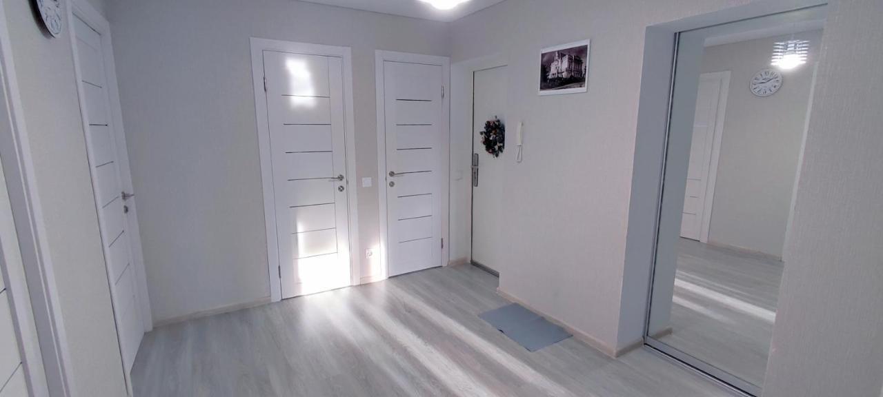 Large Apartment Near The Airport And City Center Kischinau Exterior foto